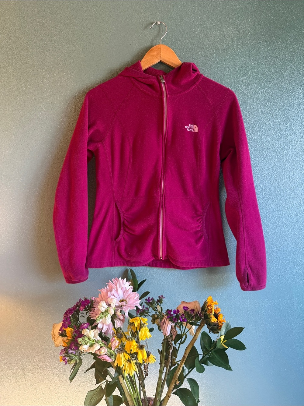 The North Face Women's Raspberry Full-Zip Fleece Hoodie